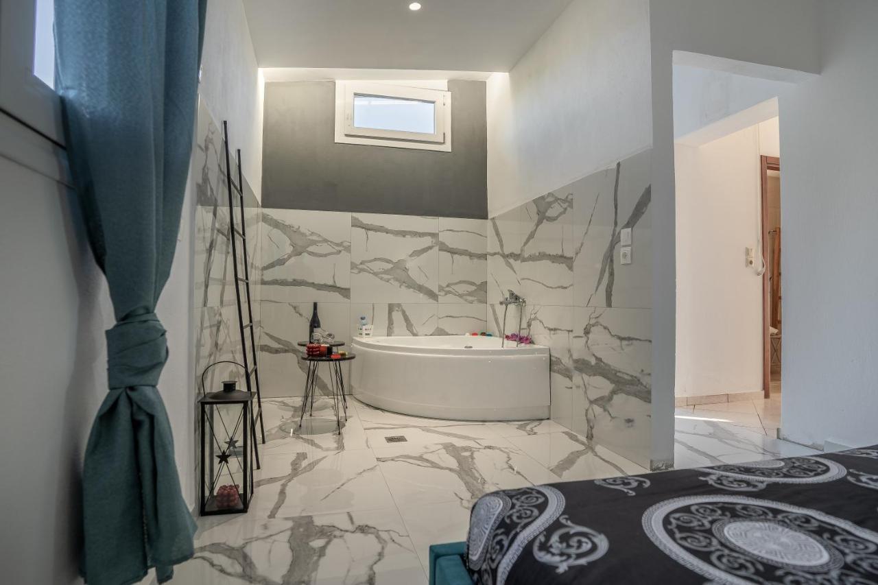 Villa Aktis With Freshwater Pool And Sea View Sissi Buitenkant foto