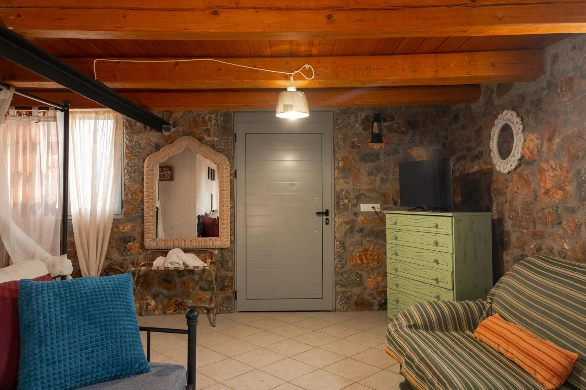 Villa Aktis With Freshwater Pool And Sea View Sissi Buitenkant foto